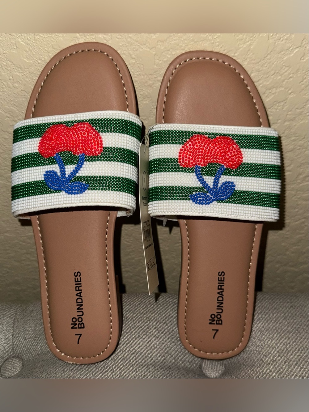 No Boundaries Women's Beaded Slide Sandals, sz 7